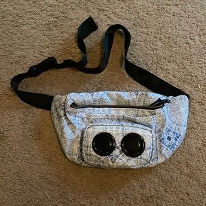 Bluetooth Fanny pack speaker